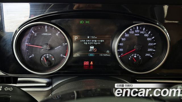 Kia Carnival 2021 thumb 8