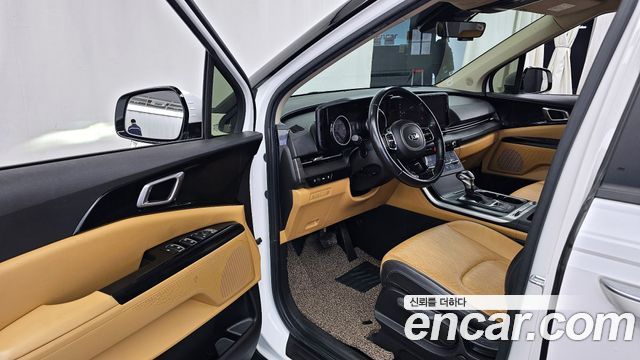 Kia Carnival 2021 thumb 10