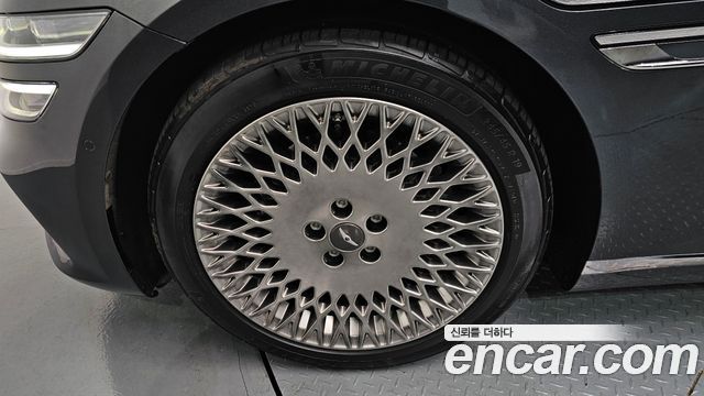 Genesis G80 2021 thumb 5