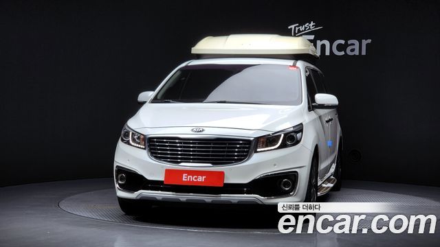 Kia Carnival 2015 thumb 4