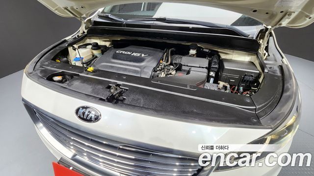 Kia Carnival 2015 thumb 7
