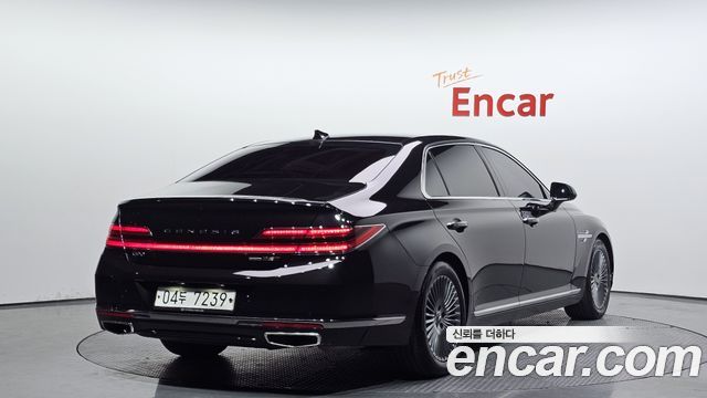Genesis G90 2019 thumb 3