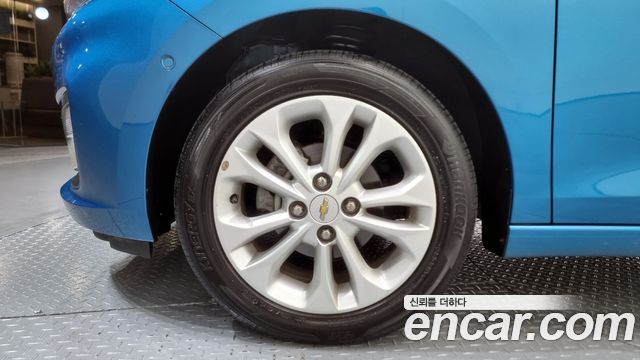 Chevrolet Spark 2018 thumb 6
