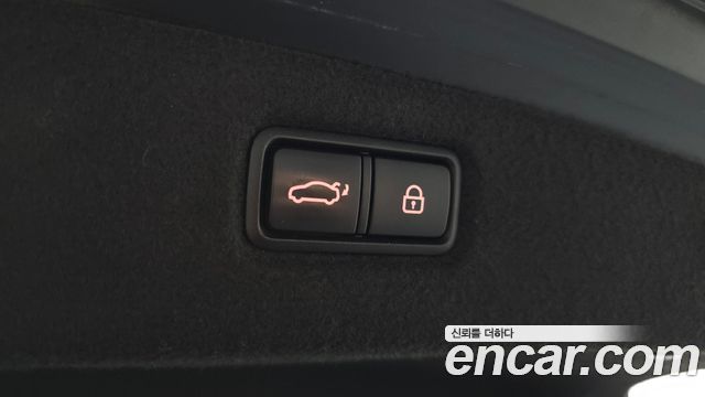 Genesis G90 2021 thumb 12