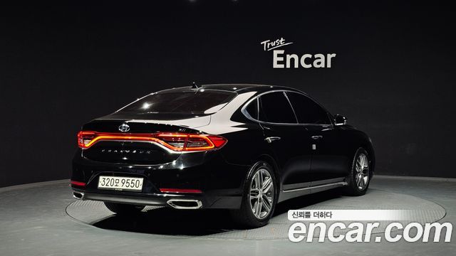 Hyundai Grandeur 2016 thumb 3