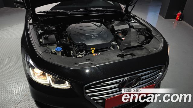 Hyundai Grandeur 2016 thumb 6
