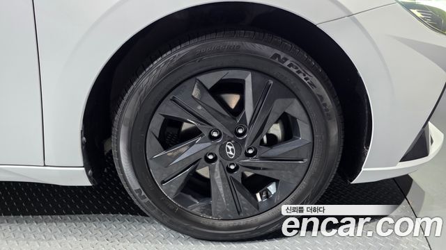 Hyundai Avante 2022 thumb 6