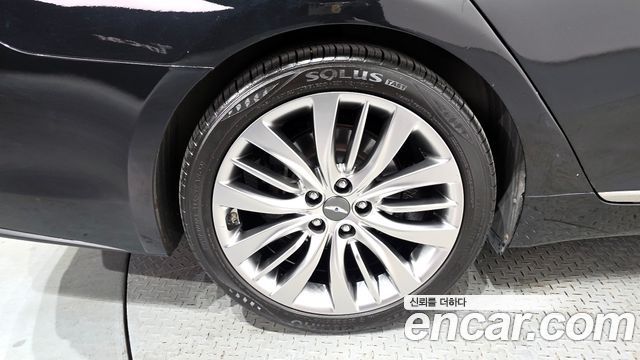 Hyundai Genesis 2016 thumb 6