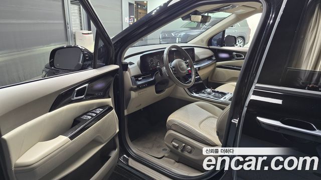 Kia Carnival 2021 thumb 10