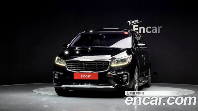 Kia Carnival 2018 thumb 4