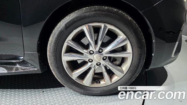 Kia Carnival 2018 thumb 6
