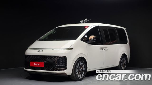 Hyundai Staria 2021 thumb 2