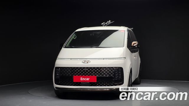 Hyundai Staria 2021 thumb 4