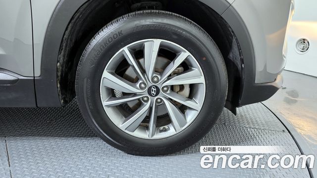 Hyundai Santa Fe 2018 thumb 6
