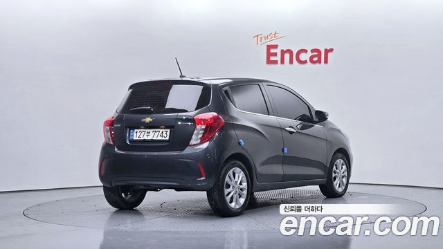 Chevrolet Spark 2021 thumb 3