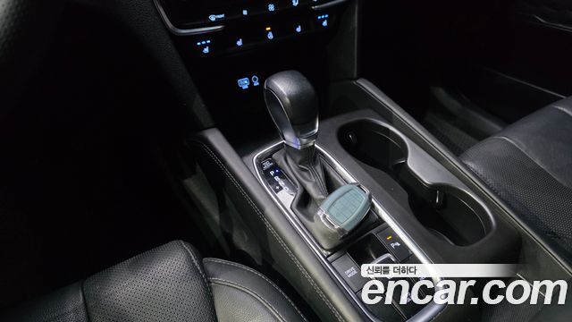 Hyundai Santa Fe 2019 thumb 9