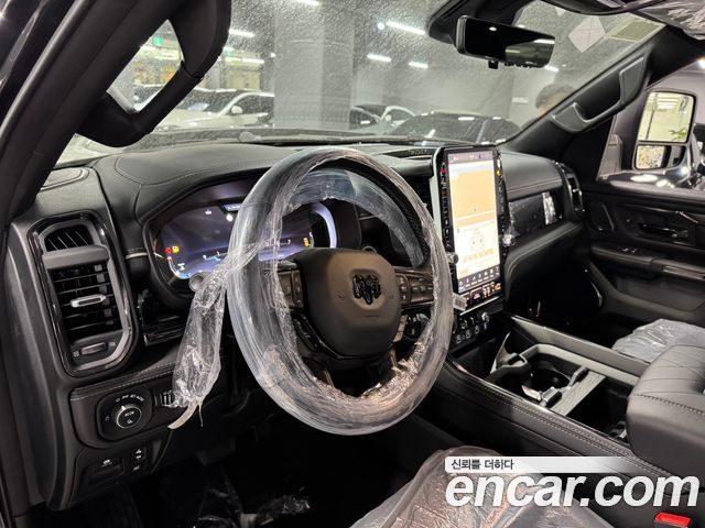 Dodge Ram Pick Up 2026 thumb 3