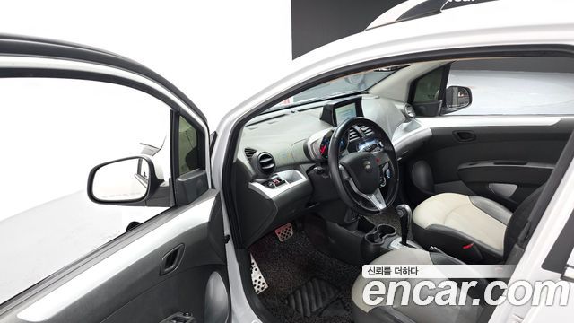Chevrolet Spark 2013 thumb 11