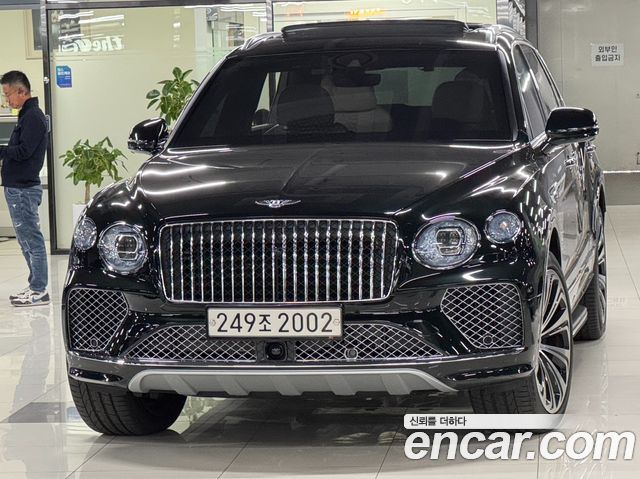 Bentley Bentayga 2024 thumb 9