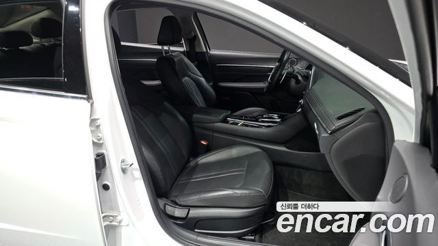 Hyundai Sonata 2021 thumb 10
