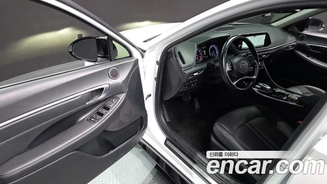 Hyundai Sonata 2021 thumb 12