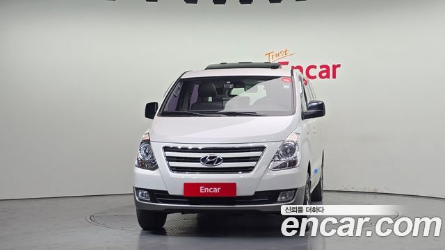 Hyundai Starex 2015 thumb 3