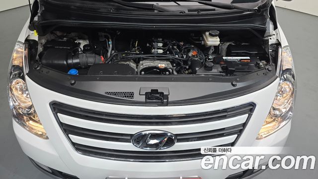 Hyundai Starex 2015 thumb 6