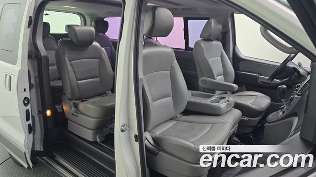 Hyundai Starex 2015 thumb 11