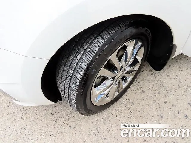 Kia Carnival 2017 thumb 6
