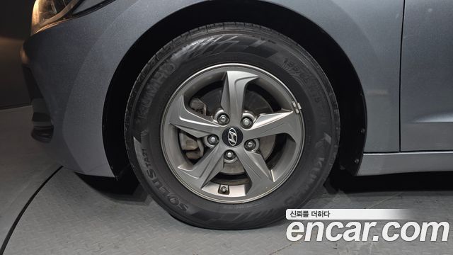 Hyundai Avante 2016 thumb 5