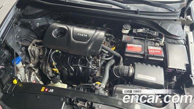 Hyundai Avante 2016 thumb 6