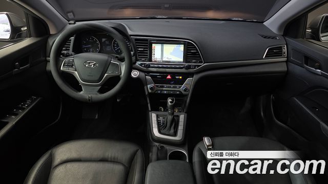 Hyundai Avante 2016 thumb 7