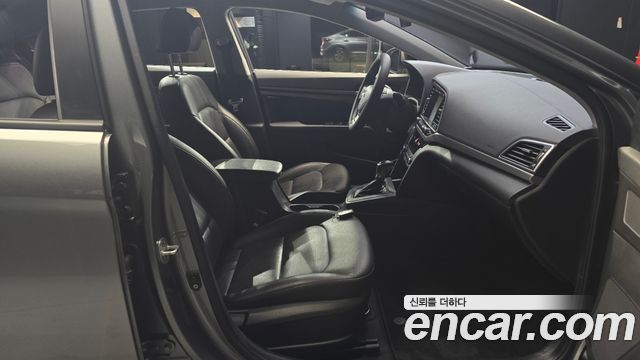 Hyundai Avante 2016 thumb 12