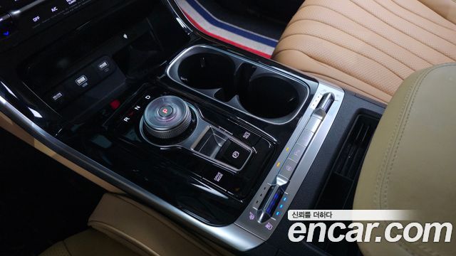 Kia Carnival 2023 thumb 10