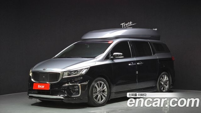 Kia Carnival 2019 thumb 2