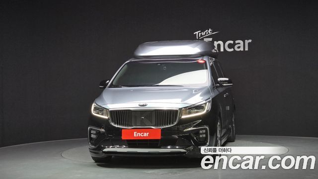 Kia Carnival 2019 thumb 4