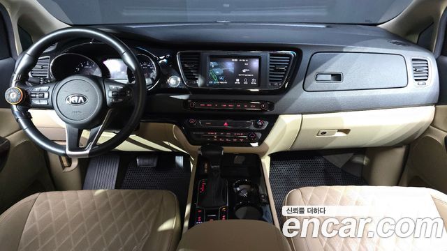 Kia Carnival 2019 thumb 8