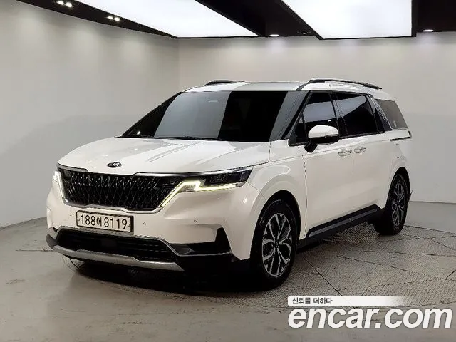 Kia Carnival 2021 thumb 11
