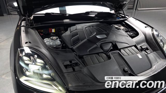 Porsche Cayenne 2019 thumb 2