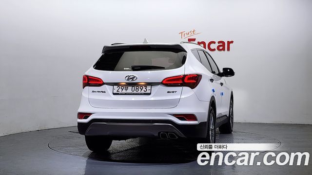 Hyundai Santa Fe 2015 thumb 4