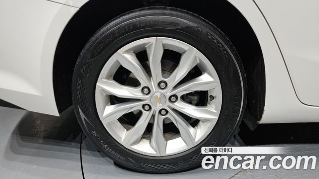 Chevrolet Malibu 2018 thumb 6