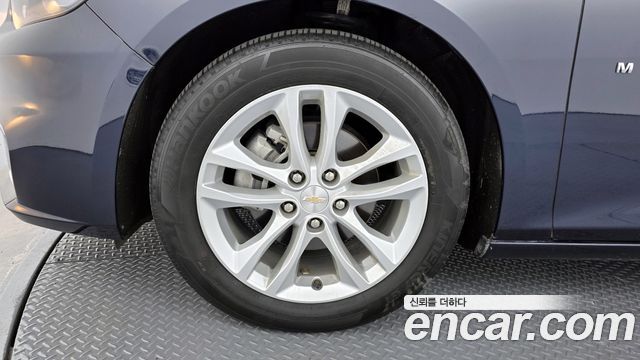 Chevrolet Malibu 2018 thumb 5