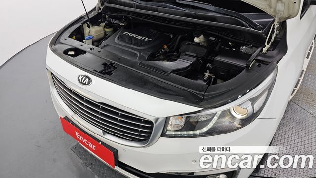 Kia Carnival 2016 thumb 7
