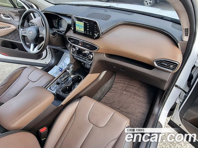 Hyundai Santa Fe 2018 thumb 7