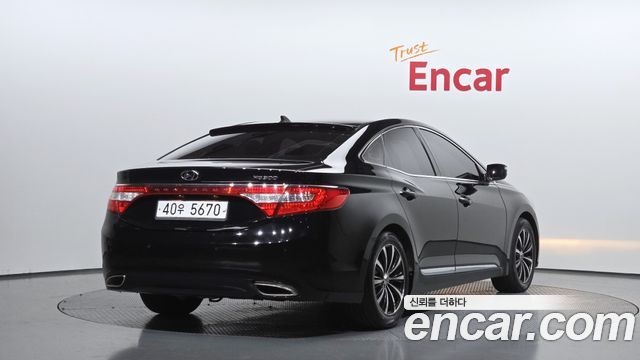 Hyundai Grandeur 2011 thumb 3