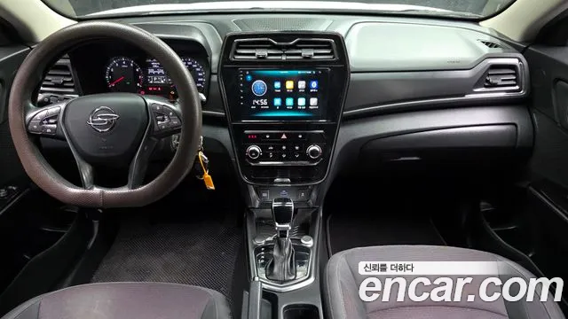 SsangYong Tivoli 2022 thumb 8