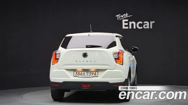 SsangYong Tivoli 2019 thumb 5