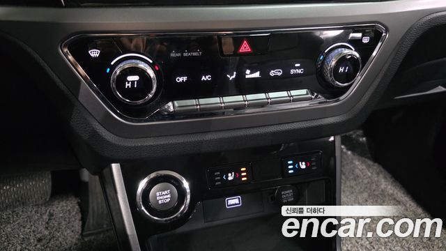 SsangYong Korando 2021 thumb 10