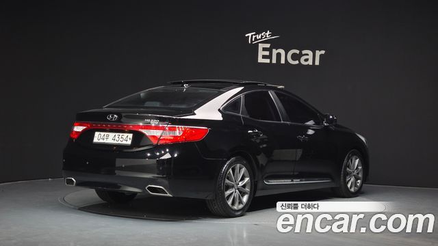 Hyundai Grandeur 2015 thumb 2
