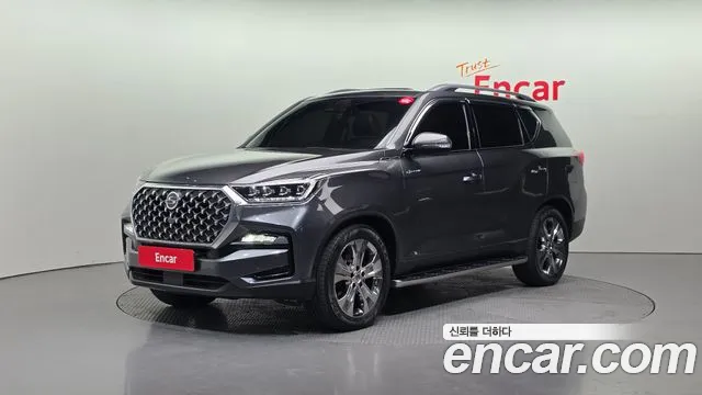 SsangYong Rexton 2022 thumb 2